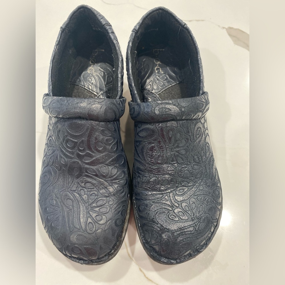 BOC ladies blue flower clog shoes